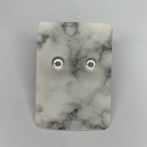 Pearl earrings - Picture 1 of 4